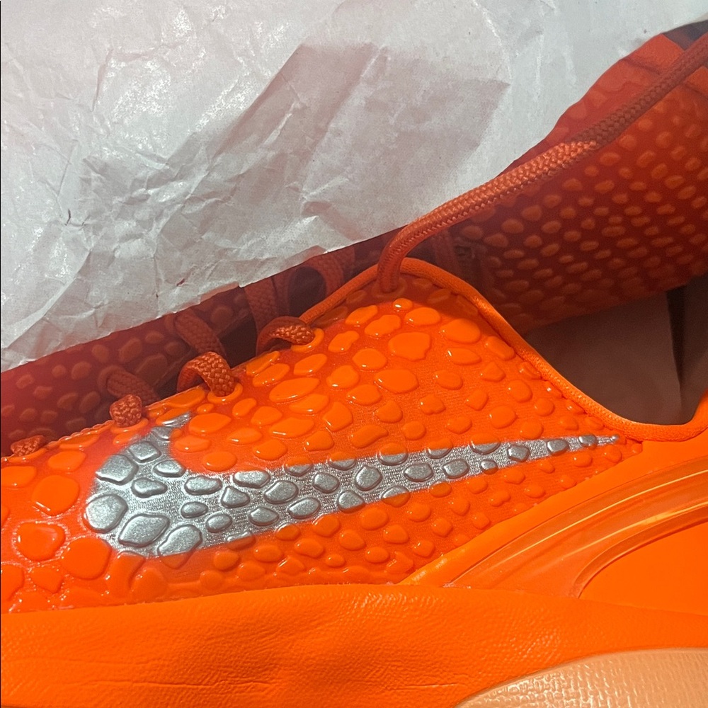 Nike Bright Orange and Silver Sneakers - Picture 4 of 4